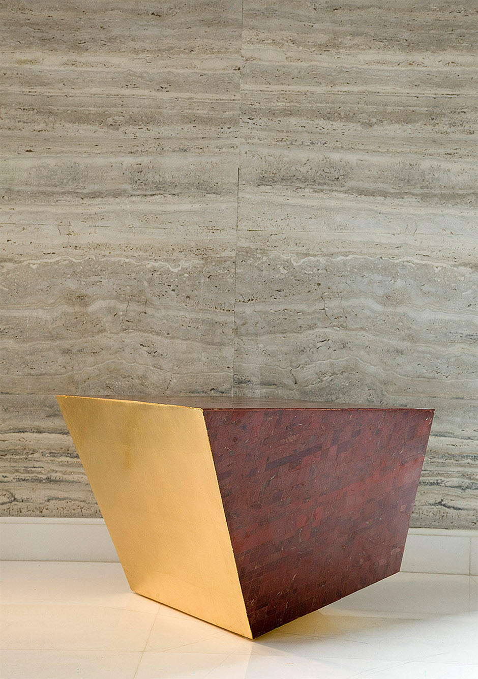 Navaratna Rock Table